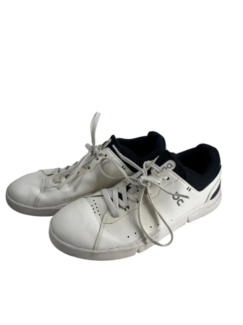 On Cloud On THE ROGER Advantage Tennis Sneaker Midnight Navy light weight sz 11